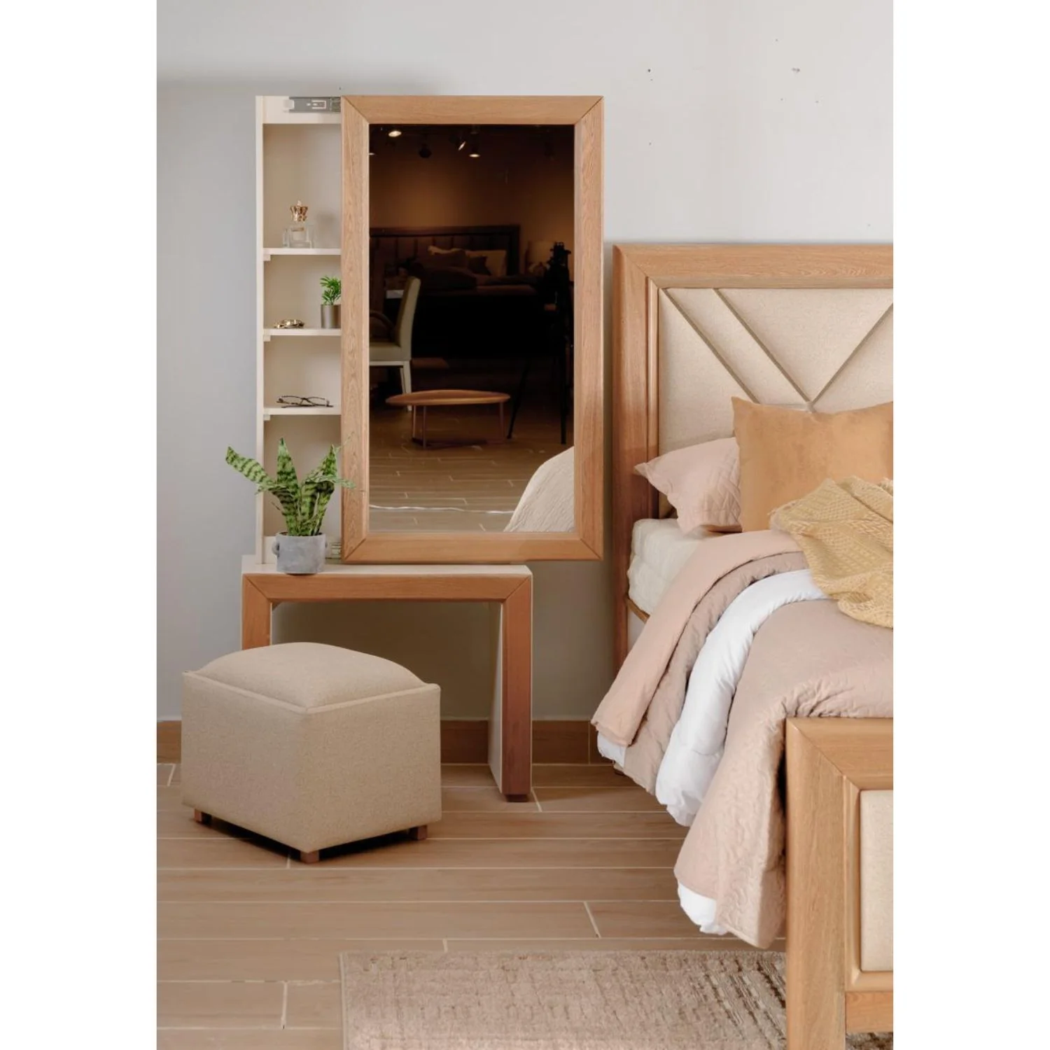 Cama King Marriot Beige, Natural - Image 3